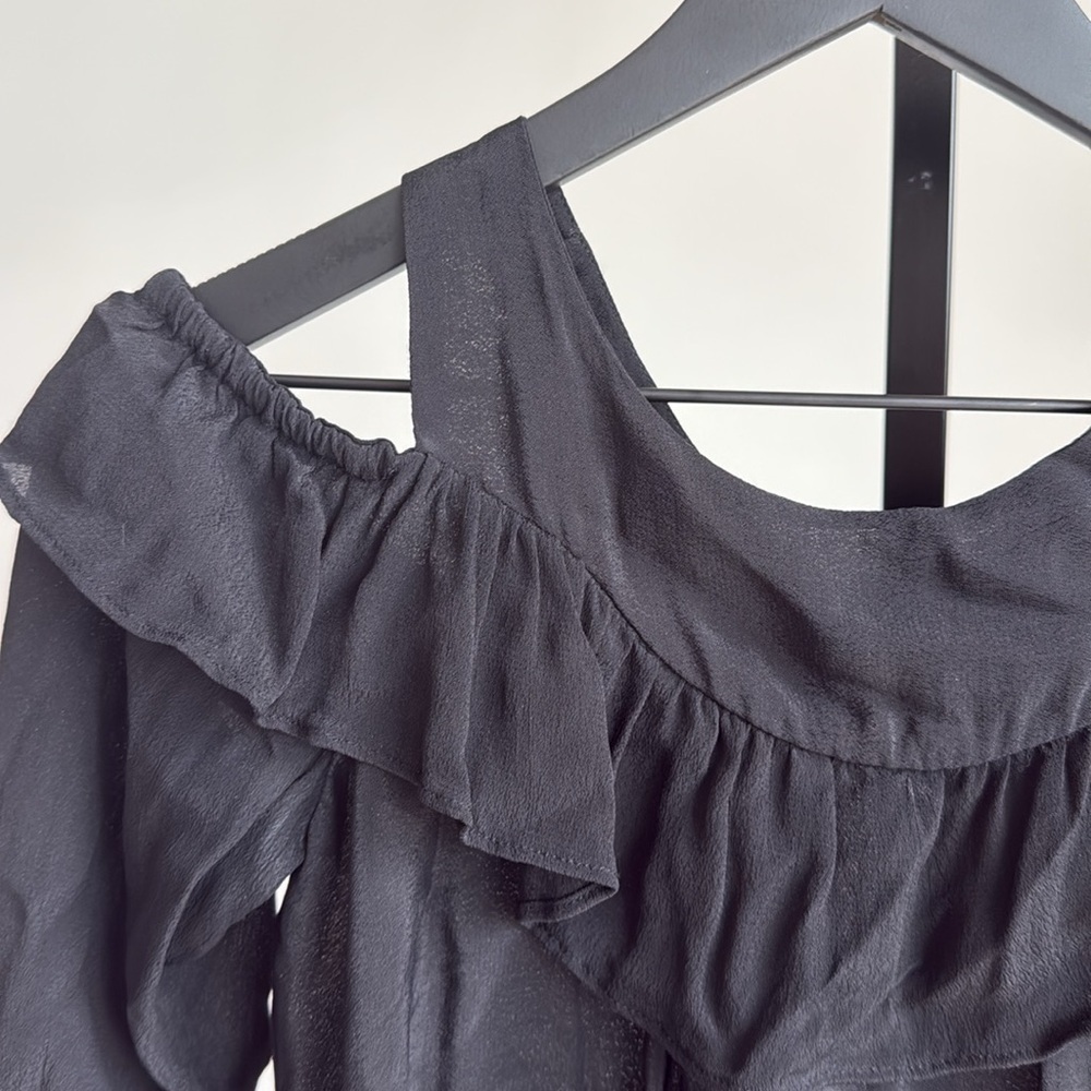 Maeve by Anthropologie black off the shoulder flowy top size 2 - Picture 2 of 5